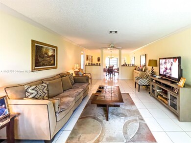 10198 Dovewood Ln unit A, Boynton Beach, FL 33436 - photo 6