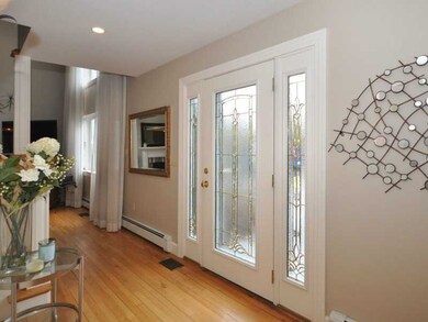 7 Coggeshall Cir, Middletown, RI 02842 - photo 3