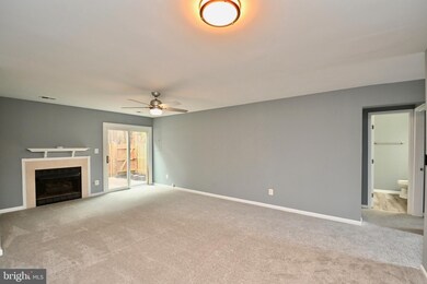 4225 Stockbridge Dr, Dumfries, VA 22025 - photo 5