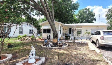 1300 Meadow Park Dr, Fort Worth, TX 76108 - photo 4