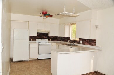 320 Pima Kitchen