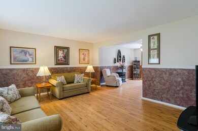 3 Wood Oak Ct, Nottingham, MD 21236 - photo 2