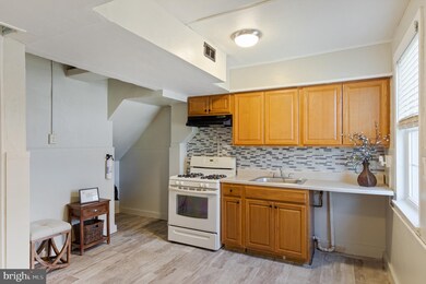 765 Pennsylvania Ave, Wallingford, PA 19086 - photo 3