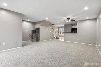 1707 Ridgeview Ct, Parlin, NJ 08859 - photo 3