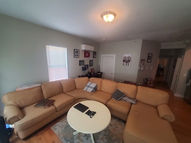 41 Washburn St unit 1, Dorchester, MA 02125 - photo 4