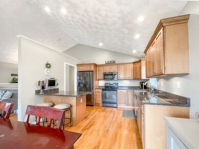 2 Frank St, Woburn, MA 01801 - photo 6