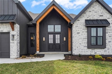 1812 NE Lashbrook Dr, Lee's Summit, MO 64086 - photo 5