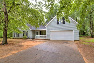 2 Car Garage 
