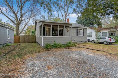 1139 Wycoff Ave, Jacksonville, FL 32205 - photo 4