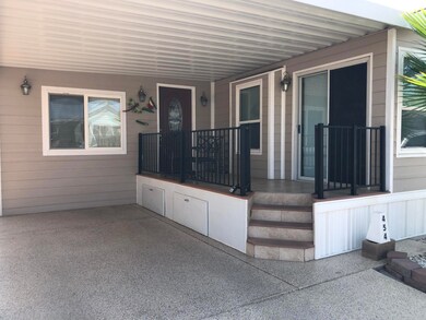 DECK/COATED DRIVEWAY
