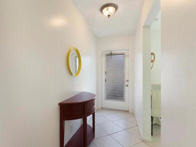 857 Worcester Ln unit B, Lake Worth, FL 33467 - photo 5