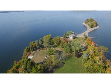 Wonderul Lake Champlain Isle