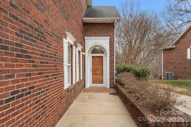 112 Columns Cir, Shelby, NC 28150 - photo 4