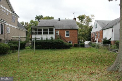 511 Greenwich St, Falls Church, VA 22046 - photo 4