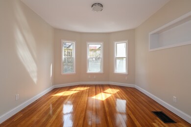 73 Bartlett St unit 2, Somerville, MA 02145 - photo 4