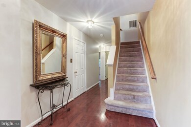 46784 Vermont Maple Terrace, Sterling, VA 20164 - photo 2