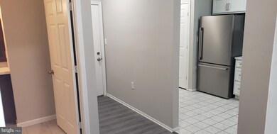 9122 Groffs Mill Dr unit 9122, Owings Mills, MD 21117 - photo 6