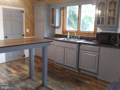 496 High Rd, Ashland, PA 17921 - photo 2