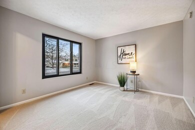 13-web-or-mls-820-venetian-way
