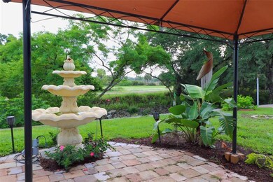 215 N Saint George Cir, Apollo Beach, FL 33572 - photo 5