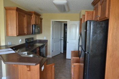 219 Victorian Lake Dr unit 1, Brunswick, GA 31525 - photo 2