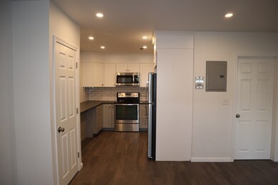 26 Chestnut St unit 5, Wakefield, MA 01880 - photo 3
