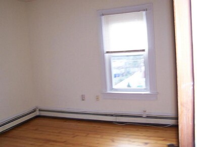 258 Randall St unit 2nd Floor, Pawtucket, RI 02860 - photo 7