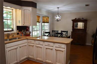 105 Iris Cir, Pineville, LA 71360 - photo 5