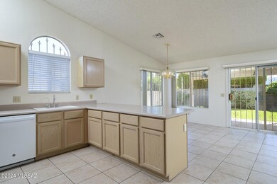 Lots of counter space on Breakfast Bar