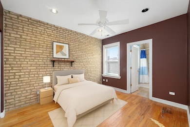 2531 W Berwyn Ave unit 3, Chicago, IL 60625 - photo 5