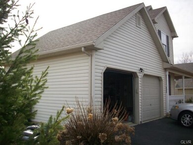 145 Crown Dr, Easton, PA 18040 - photo 2