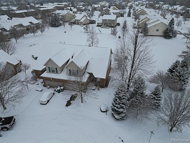 42759 Leon Dr unit 155, Belleville, MI 48111 - photo 3