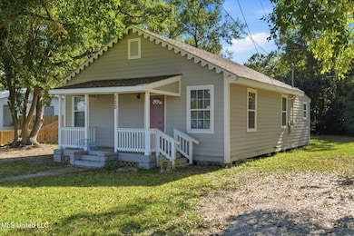 520 Bookter St, Bay Saint Louis, MS 39520 - photo 2