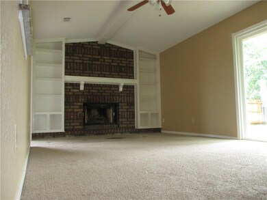 1205 Northridge Rd, Moore, OK 73160 - photo 7