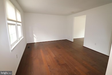 138 Sharpstead Ln, Gaithersburg, MD 20878 - photo 3