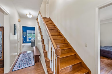 24-web-or-mls-3902 Maple Grove Rd-123