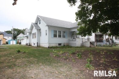 828 W 16th St, Davenport, IA 52804 - photo 3