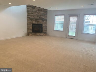 9113 Marlove Oaks Ln, Owings Mills, MD 21117 - photo 5