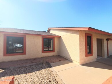 FRONT COURTYARD