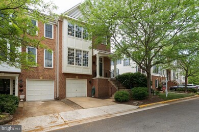 43123 Holtby Square, Chantilly, VA 20152 - photo 2