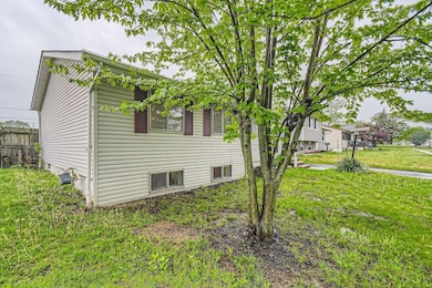 1833 Brookfield Rd - Web Quality - 002 -