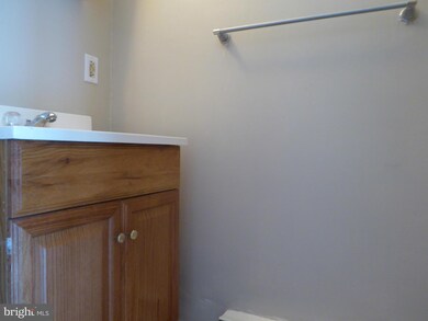 602 W 11th St, Front Royal, VA 22630 - photo 7