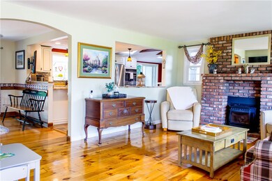 89 Fostmere Ct, Warwick, RI 02889 - photo 3