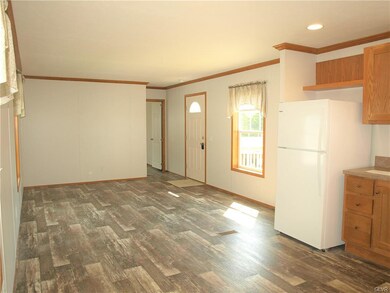 360 S Delaware Dr unit 13, Easton, PA 18042 - photo 3