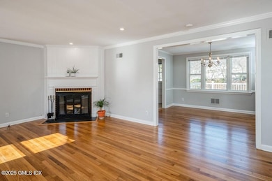 19 Bayside Terrace, Riverside, CT 06878 - photo 5