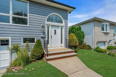 573 Rathbun Ave, Staten Island, NY 10312 - photo 7