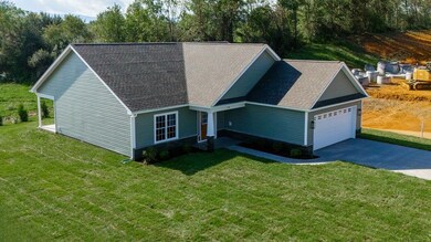 194 Langley Dr, Waynesboro, VA 22980 - photo 2