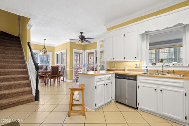 108 Montclair-07118