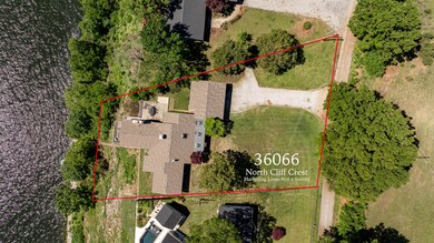 36066 North Cliff Crest-20