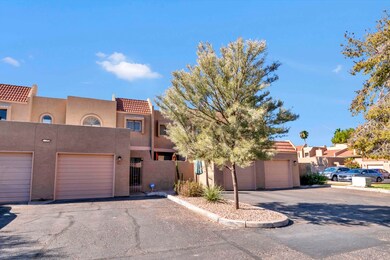 2524 S El Paradiso unit 105, Mesa, AZ 85202 - photo 5